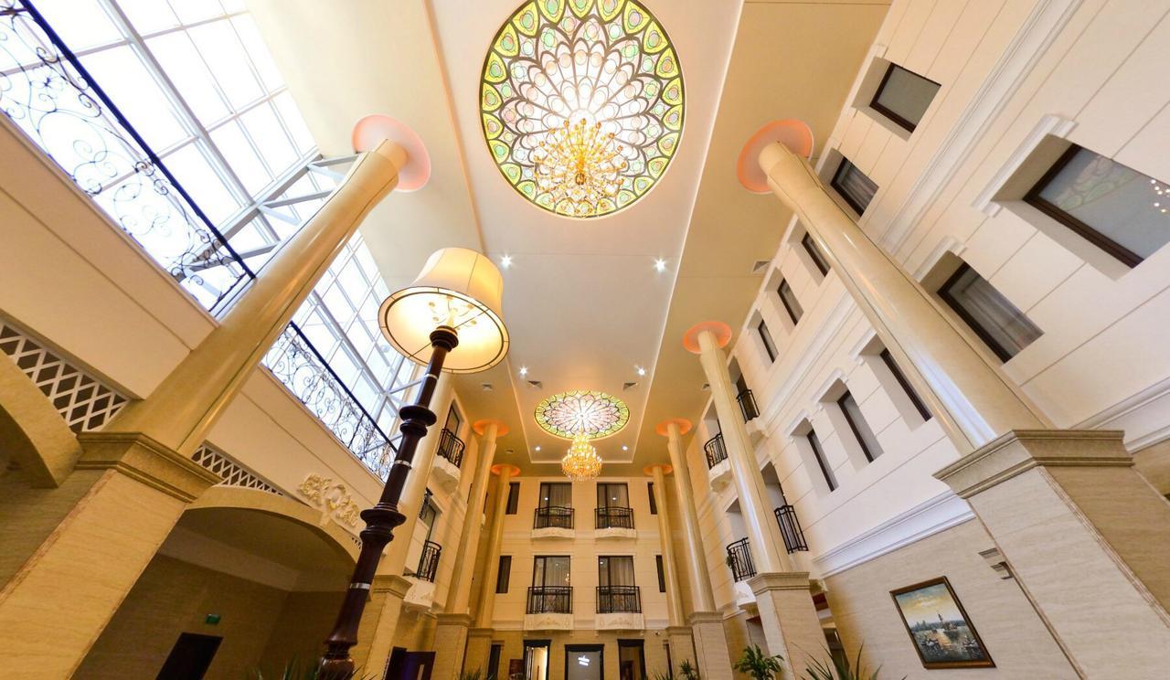 Tobol Hotel Kostanay Eksteriør billede